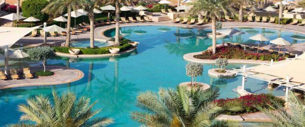 قرية-جون-سوديك-الساحل-الشمالي-1024×427-1